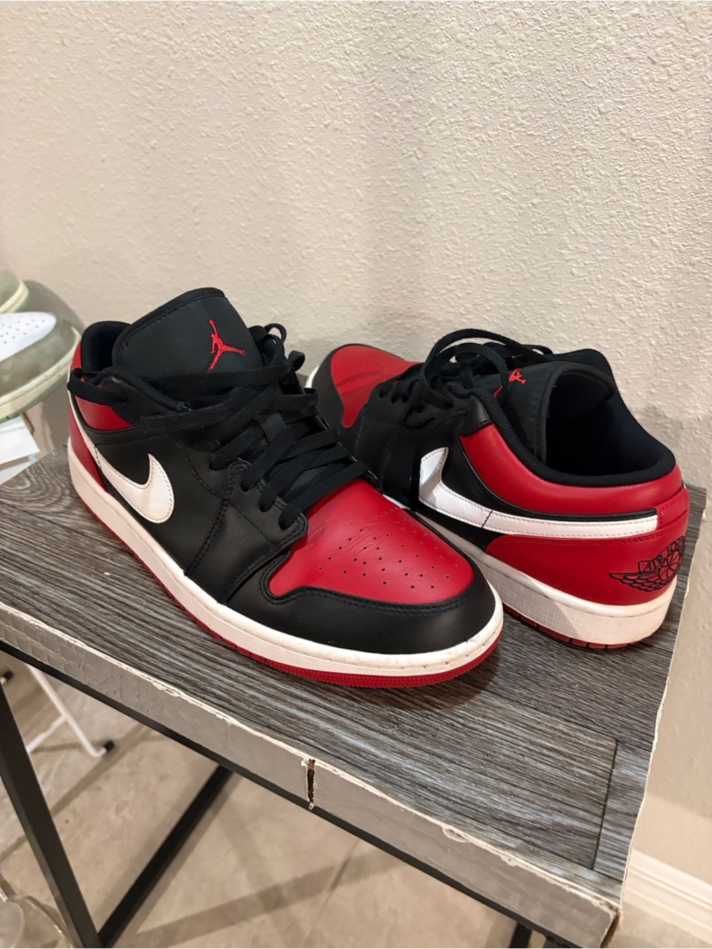 Air Jordan 1 Low Alternate Bred Toe Black Red White Men’s 11